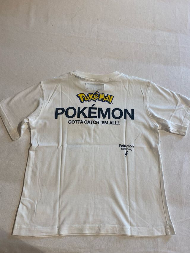 Camiseta Pikachu Zara, talla 6-7 (120 cms).