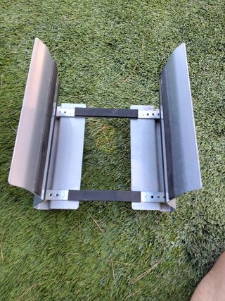 Soporte PC acero con ruedas