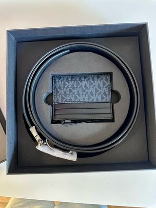 Michael Kors: Cartera y cinturón