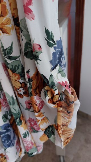 Blusa Stradivarius floral