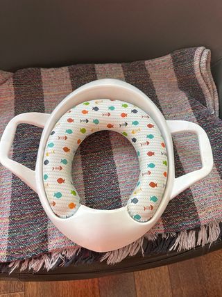 Asiento reductor infantil WC