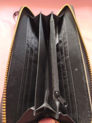 Monedero negro LOVE 