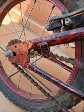 Bicicleta niño 16" desgastada