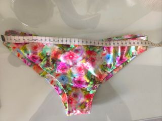 Braguita bikini floral multicolor