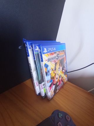 PS4 (PlayStation 4) + 3 juegos