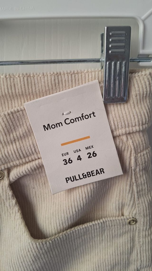 Pantalones pana Pull&Bear