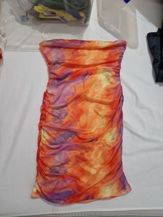 Vestido anaranjado-morado