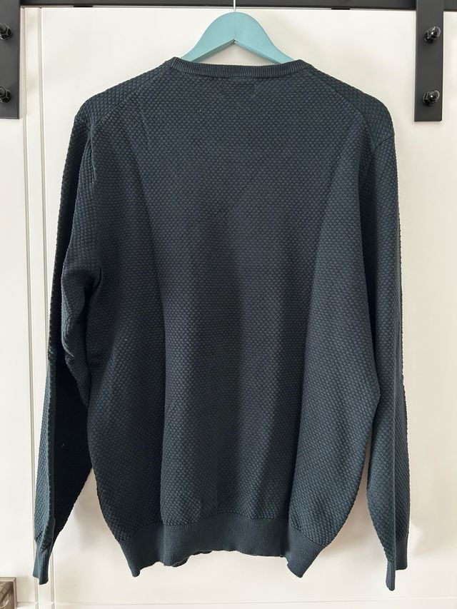 Jersei de Álvaro Moreno con cuello a la caja