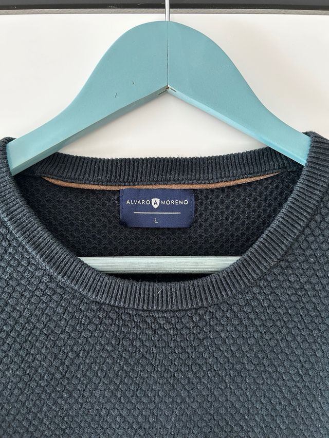Jersei de Álvaro Moreno con cuello a la caja