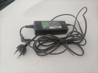 Cargador Sony 19.5V - Portátil