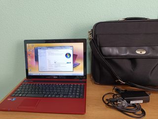 Portátil Acer Aspire 5552 rojo