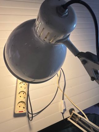 Flexo vintage blanco metálico