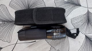 Linterna LED Zoom 500-1000 lumens
