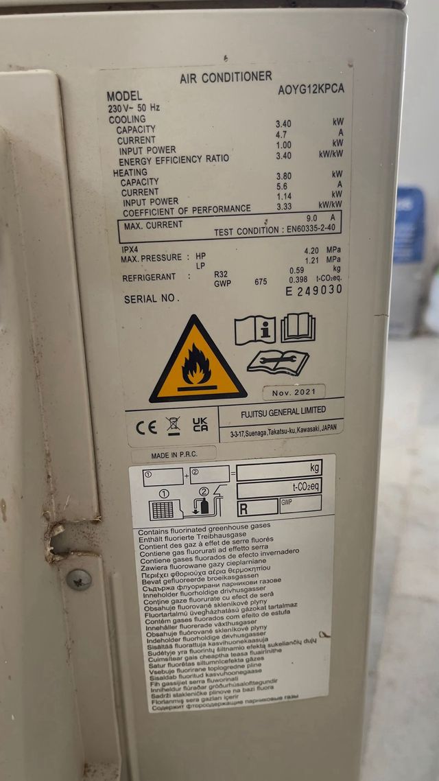 Aire acondicionado Fujitsu blanco