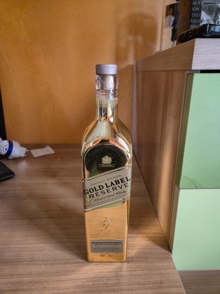 Whisky Johnnie Walker Gold Label Reserve vuoto 