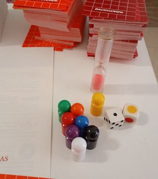 JUEGO DE MESA BACKWORDS,SERIF, VINTAGE DE 1988