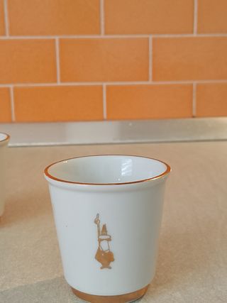 2 Tazze da tè - Porcellana 