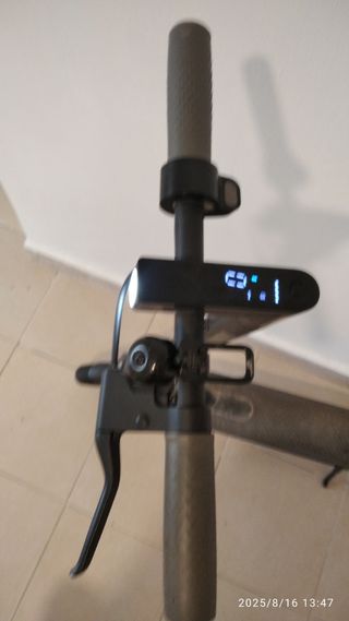 Patinete eléctrico Xiaomi S1 tiene ruedas de 10 pu