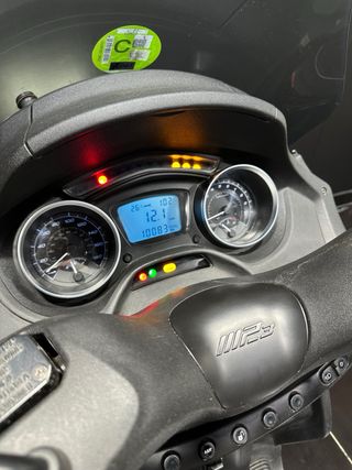 MP3 350 CARNÉ B DESDE 126€/MES