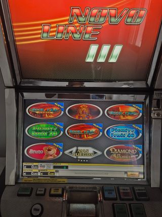 Máquina tragaperras slot NOVO-LINE III