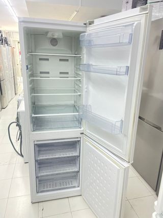 Nevera Beko NoFrost - Blanco