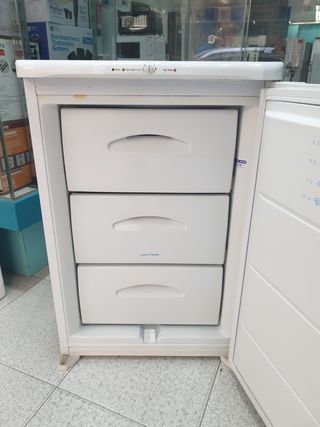 Mini congelador Indesit - Garantía
