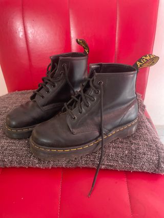 Dr Martens 6 ojales negras cuero 