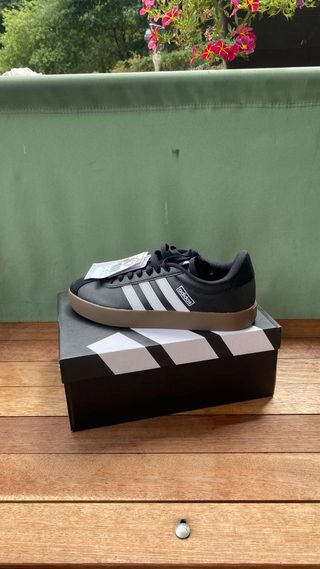 Zapatillas Adidas VL Court 3.0 - Negras