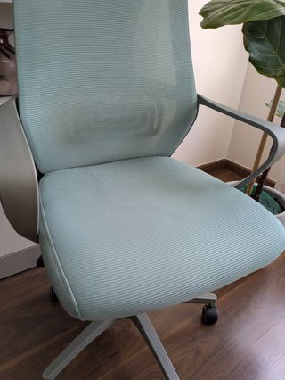 Silla oficina azul y gris