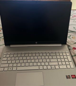 HP Laptop 15.6" - Portátil