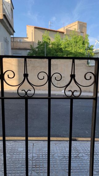 Reja forja hierro macizo 1’45 x 1’45 m. 