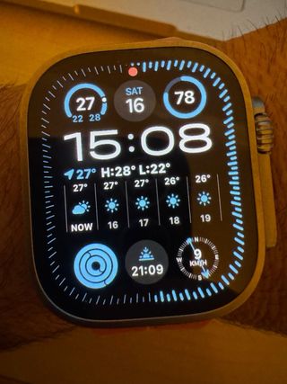 Apple Watch Ultra 2 - Dorado/ Navy Blue