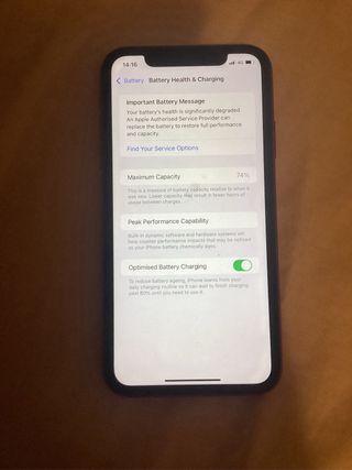 iPhone 11 rosso - 64GB