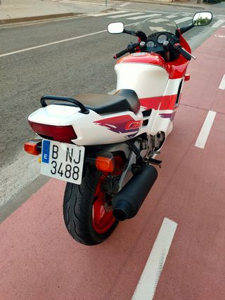 Honda CBR 600f f2 super sport año 1992
