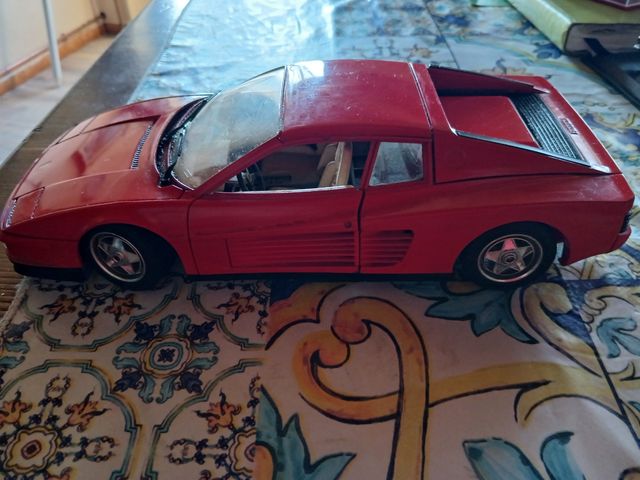 Ferrari Testar.1984 ,Burago 1/18, Scatola artigian