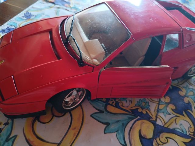 Ferrari Testar.1984 ,Burago 1/18, Scatola artigian
