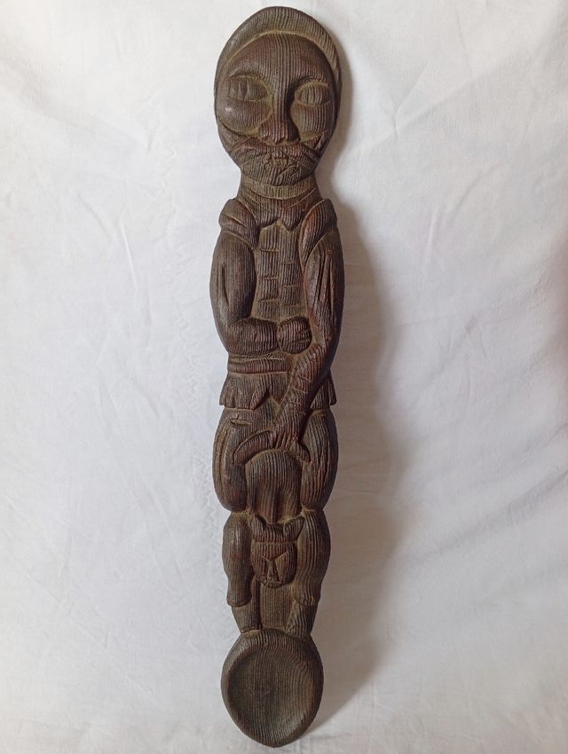 Lote cuchara tallada, zueco y herradura antigua