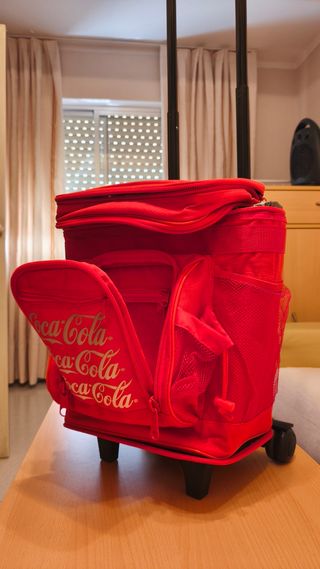 Nevera portátil Coca-Cola roja