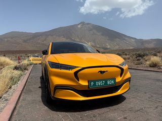 🚗 Ford Mustang Mach-E Premium AWD – 269 CV – 2023