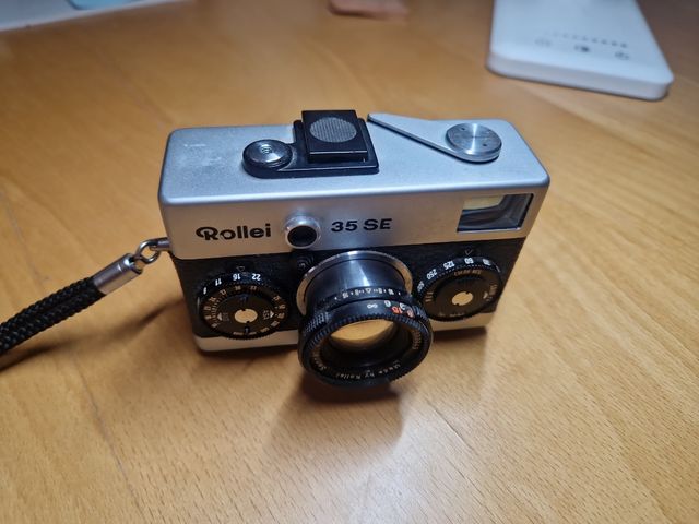 Rollei 35SE: Cámara 35mm