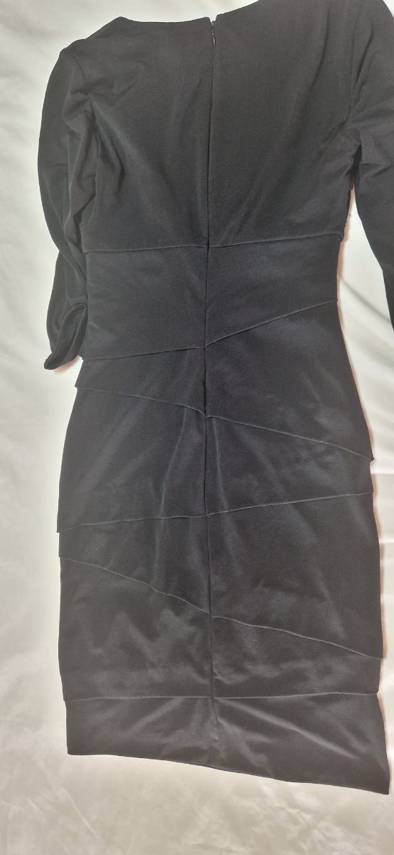 Vestido negro WHBH talla S