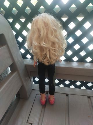 Muñeca Nancy costurera