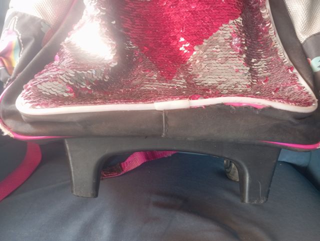 Mochila grande  con carro. Lentejuelas y luz Footy