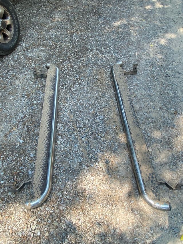 Estribos Opel Frontera B