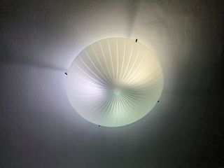 Lámpara techo de IKEA.