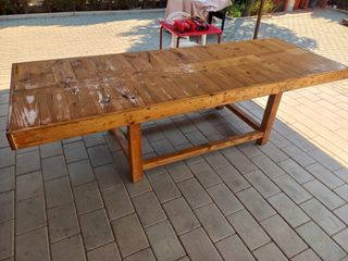 Mesa rustica de madera reciclada