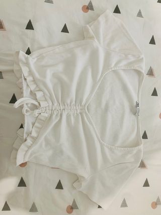 Top Zara blanco, fruncido