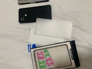 Xiaomi Redmi 10C + 2 protectores d pantalla + fund