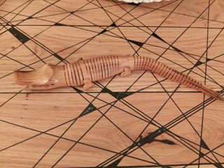Coccodrillo legno intagliato a mano