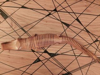 Coccodrillo legno intagliato a mano
